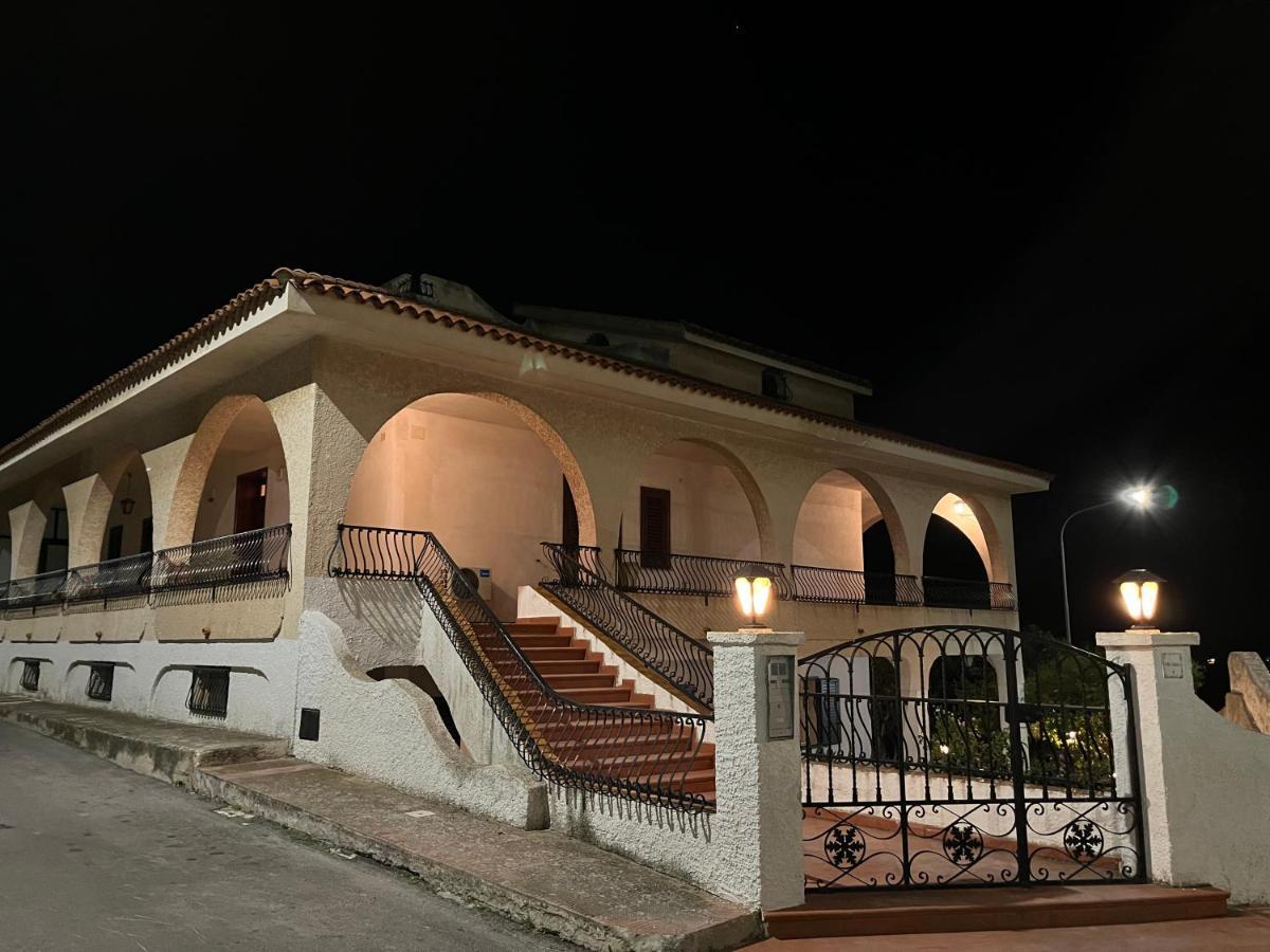 Villa Letizia Rooms & Apartments โนโต ภายนอก รูปภาพ