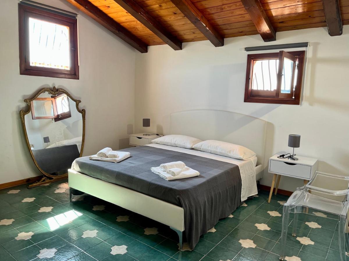 Villa Letizia Rooms & Apartments โนโต ภายนอก รูปภาพ