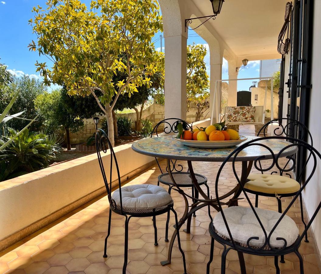 Villa Letizia Rooms & Apartments โนโต ภายนอก รูปภาพ